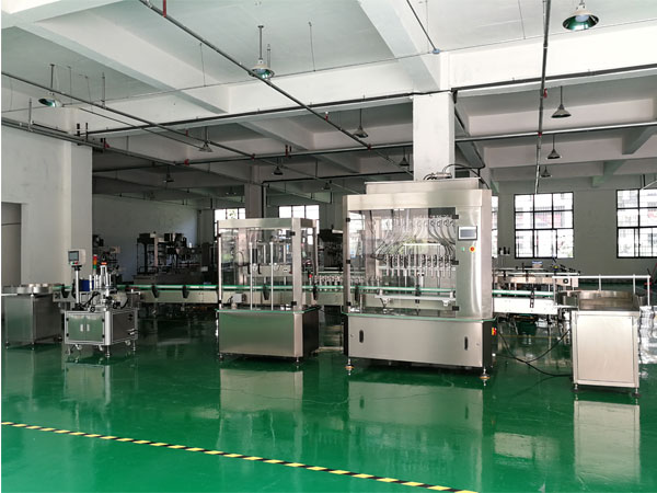 全自動液體灌裝機(jī)械
